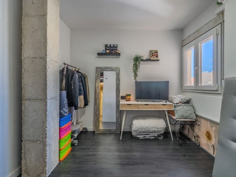 Piso de 3 habitaciones en Torrevieja en venta - 215.000 € (Ref: 9117047)