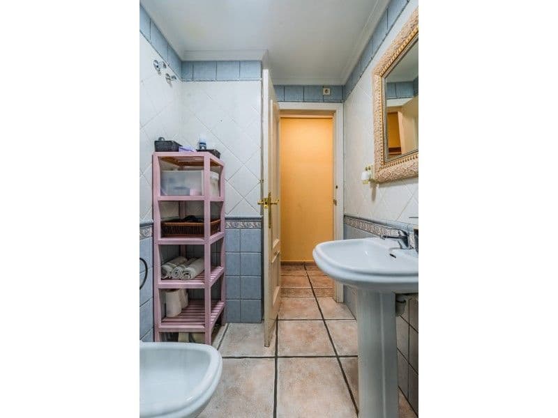 Piso de 3 habitaciones en Torrevieja en venta - 215.000 € (Ref: 9117047)