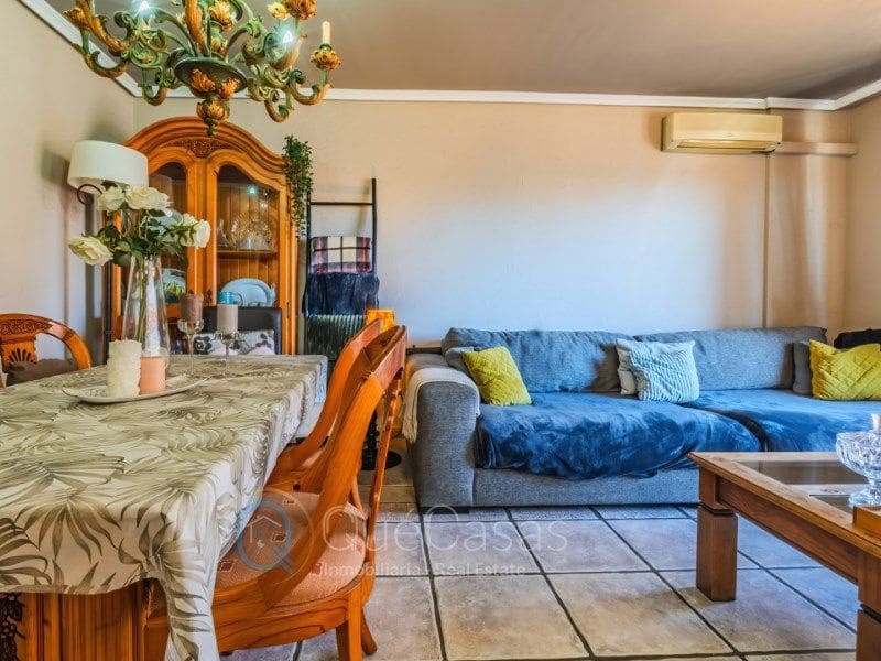 Piso de 3 habitaciones en Torrevieja en venta - 215.000 € (Ref: 9117047)