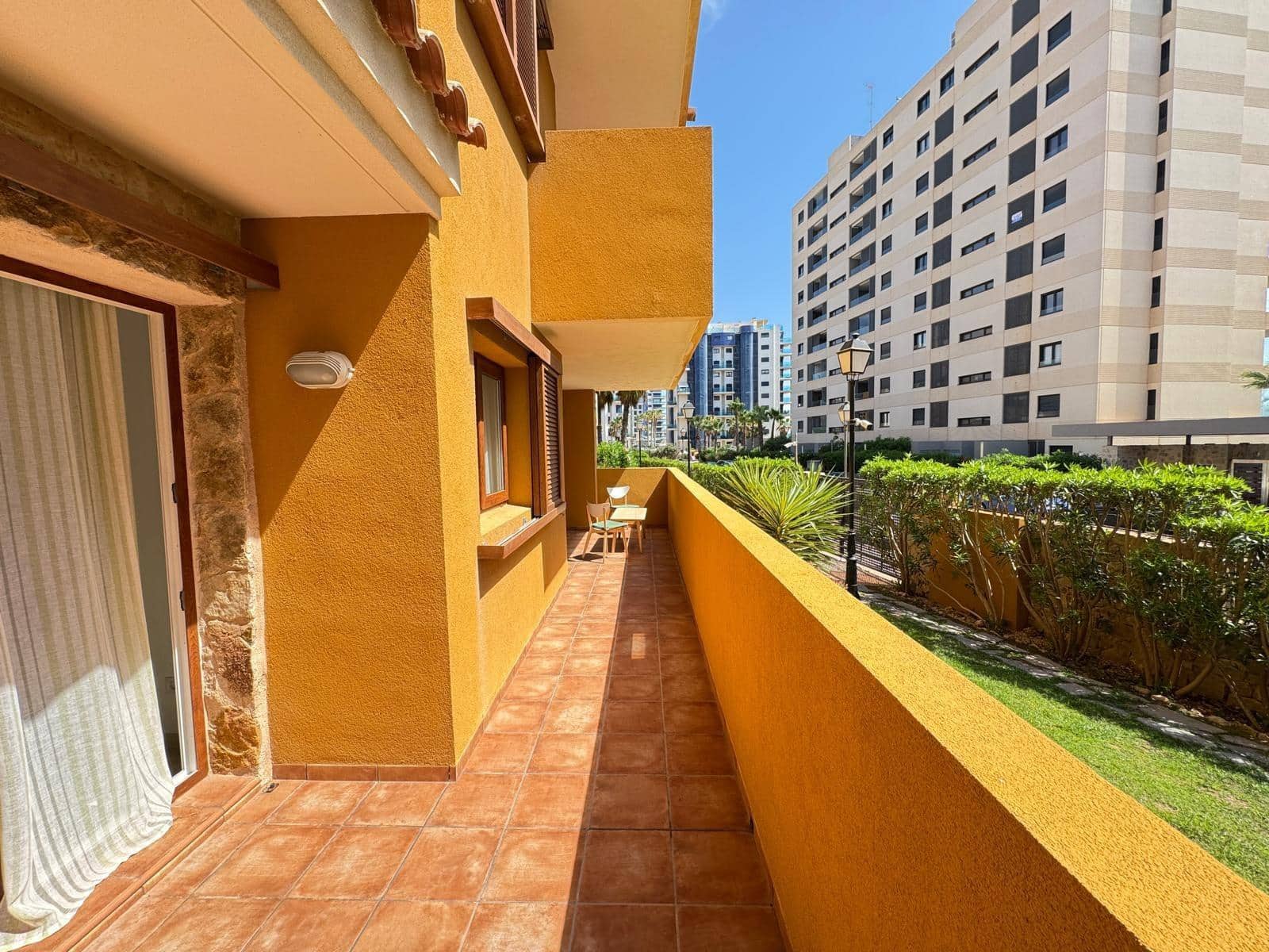 3 bedroom Apartment for sale in Punta Prima with pool garage - € 310,000 (Ref: 9128530)