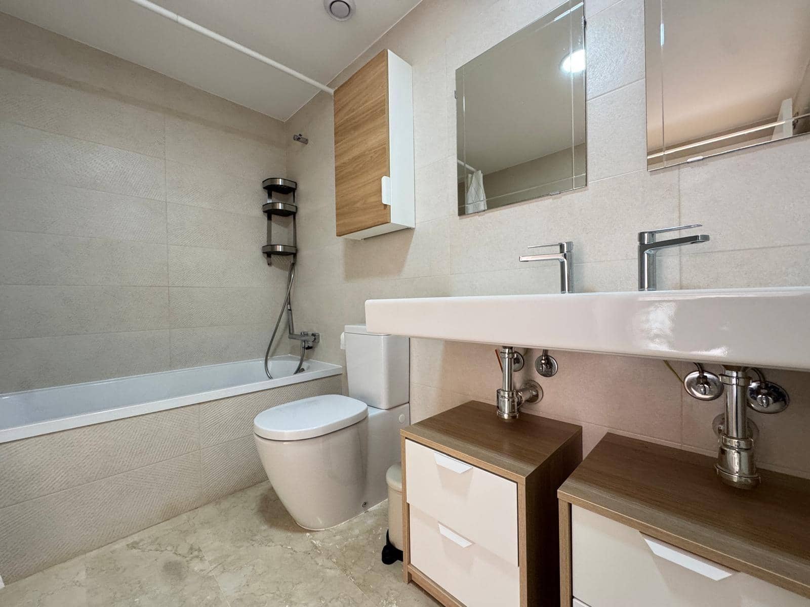 3 bedroom Apartment for sale in Punta Prima with pool garage - € 310,000 (Ref: 9128530)