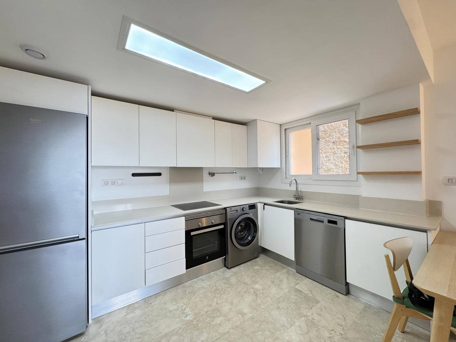 3 bedroom Apartment for sale in Punta Prima with pool garage - € 310,000 (Ref: 9128530)