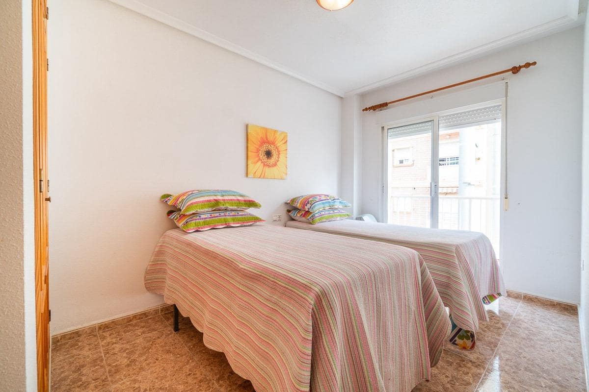 3 soverom Leilighet til salgs i Torrevieja med garasje - € 185 000 (Ref: 9128532)