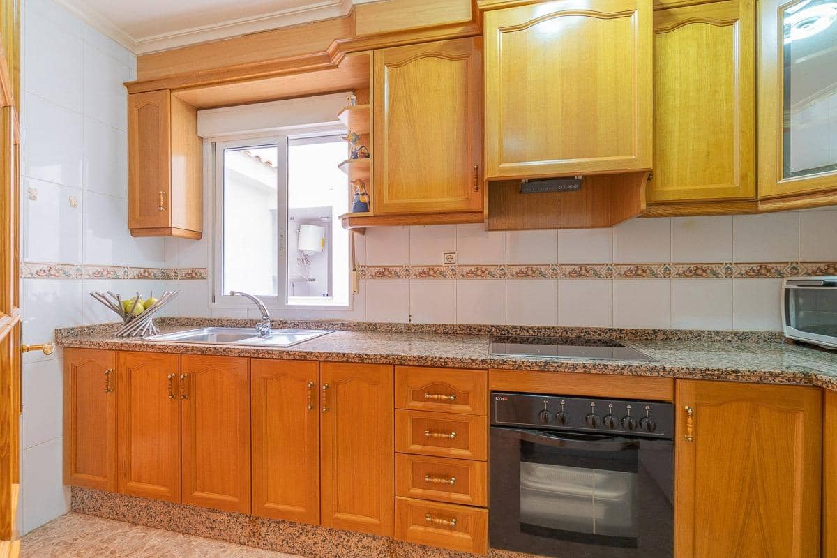 3 soverom Leilighet til salgs i Torrevieja med garasje - € 185 000 (Ref: 9128532)