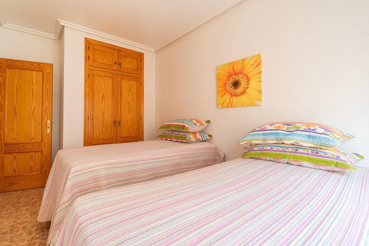 3 soverom Leilighet til salgs i Torrevieja med garasje - € 185 000 (Ref: 9128532)