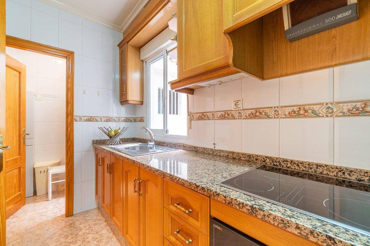 3 soverom Leilighet til salgs i Torrevieja med garasje - € 185 000 (Ref: 9128532)