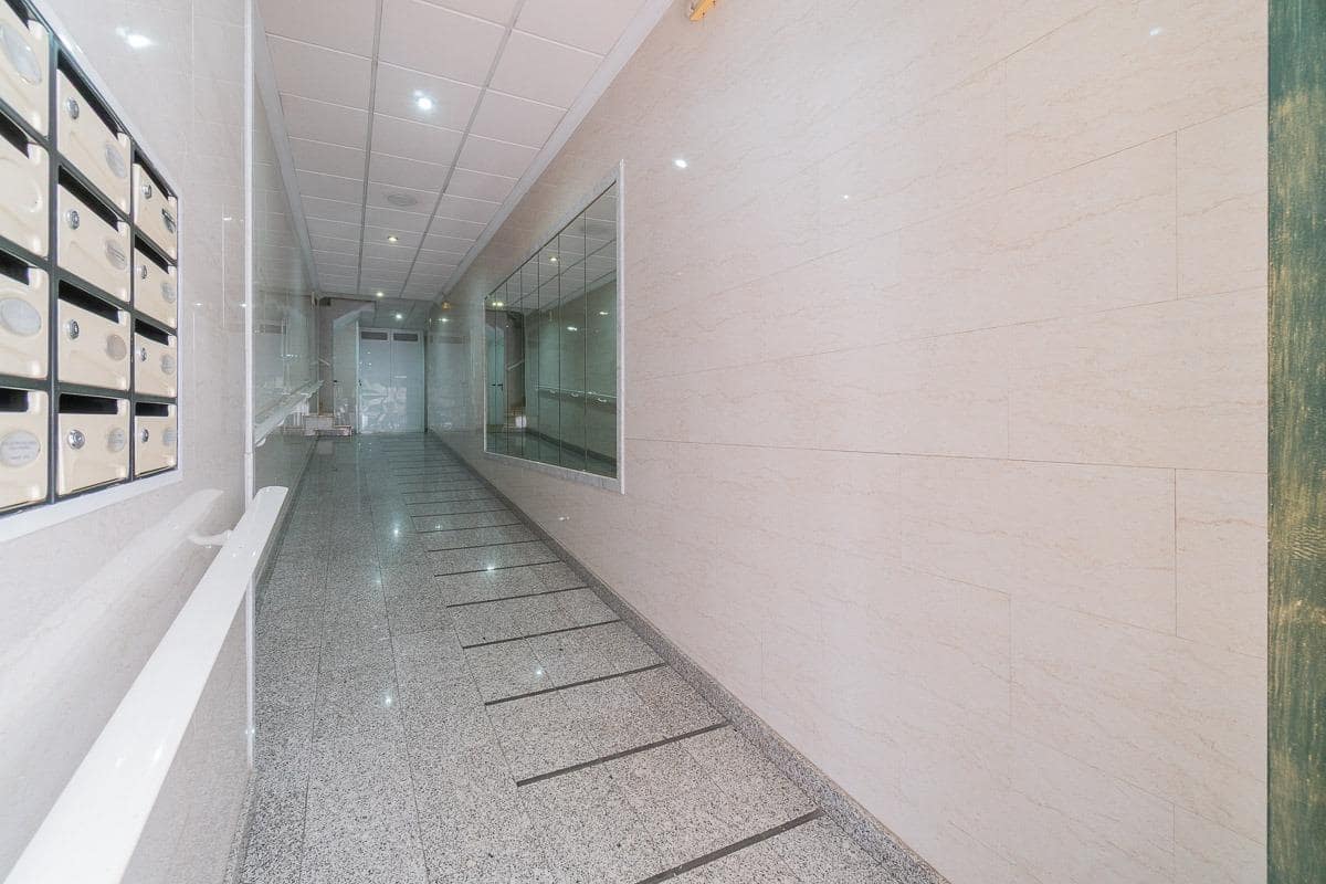 3 soverom Leilighet til salgs i Torrevieja med garasje - € 185 000 (Ref: 9128532)