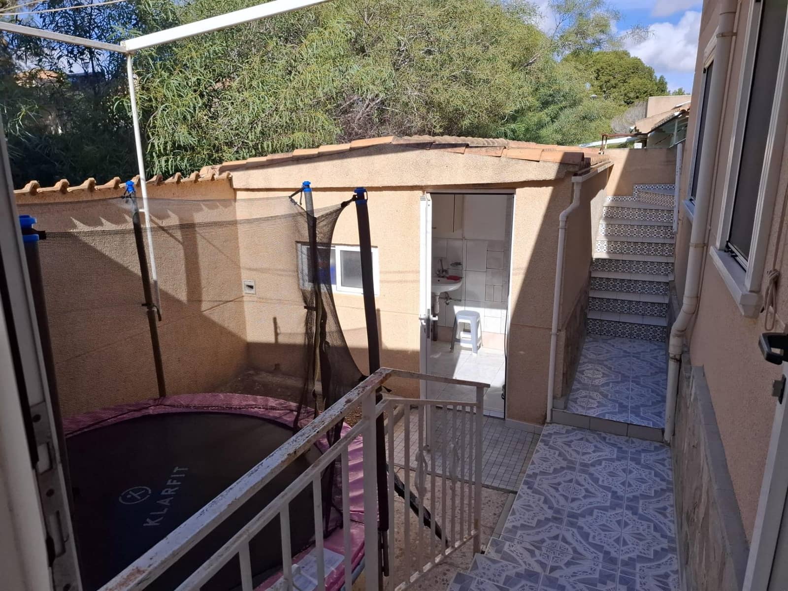 3 makuuhuone Huvila myytävänä paikassa Torrevieja mukana uima-altaan - 314 995 € (Ref: 9128534)