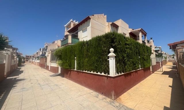 Apartamento de 2 habitaciones en Playa Flamenca, Orihuela en venta con piscina - 136.995 € (Ref: 9134640)