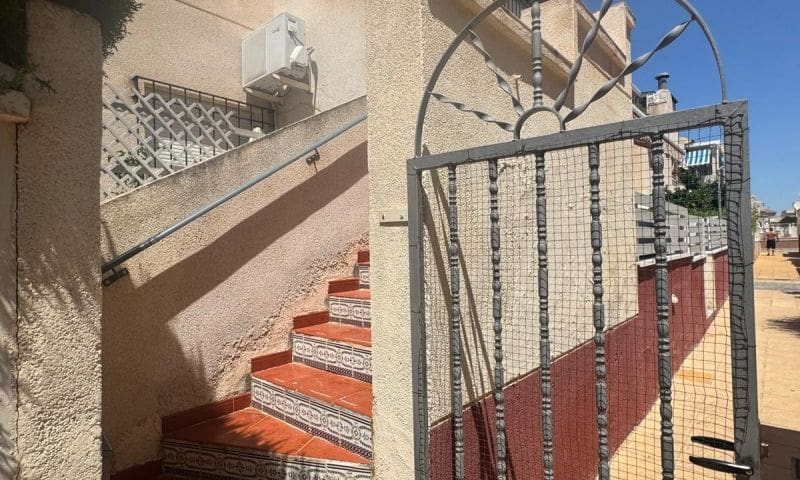 2 bedroom Apartment for sale in Playa Flamenca with pool - € 136,995 (Ref: 9134640)