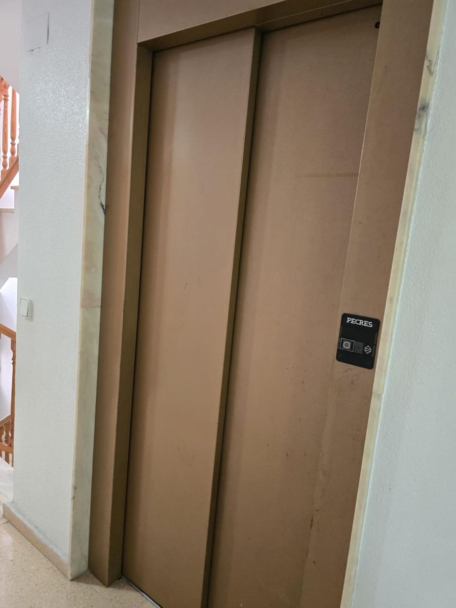 3 soveværelse Lejlighed til salg i Los Montesinos - € 179.900 (Ref: 9141764)