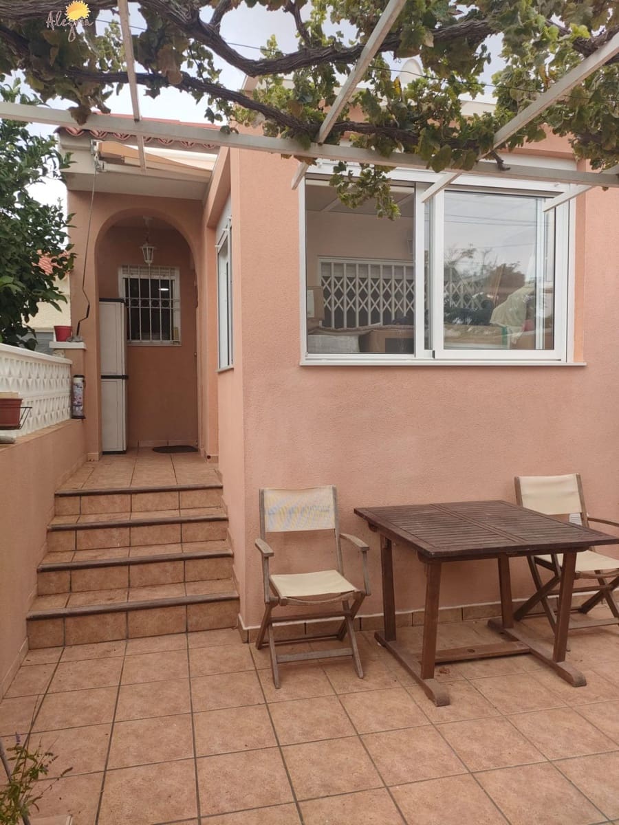 2 sypialnia Bungalow na sprzedaż w Torrevieja - 199 000 € (Ref: 9149518)