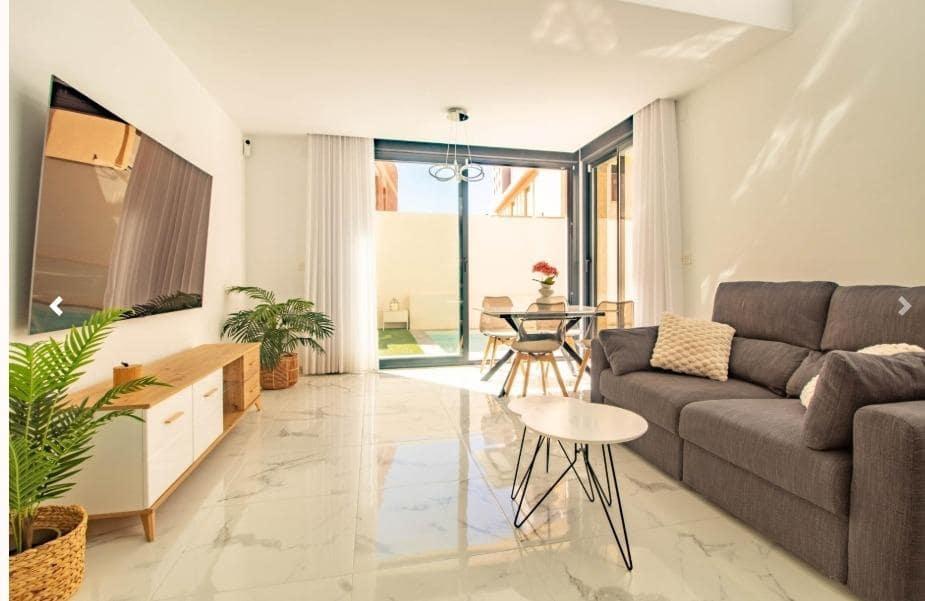 3 makuuhuone Huvila myytävänä paikassa Los Montesinos mukana uima-altaan - 399 000 € (Ref: 9152402)