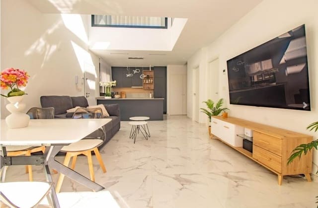 3 makuuhuone Huvila myytävänä paikassa Los Montesinos mukana uima-altaan - 399 000 € (Ref: 9152402)