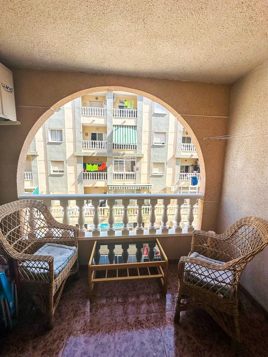 2 sypialnia Apartament na sprzedaż w Torrevieja - 151 000 € (Ref: 9154293)