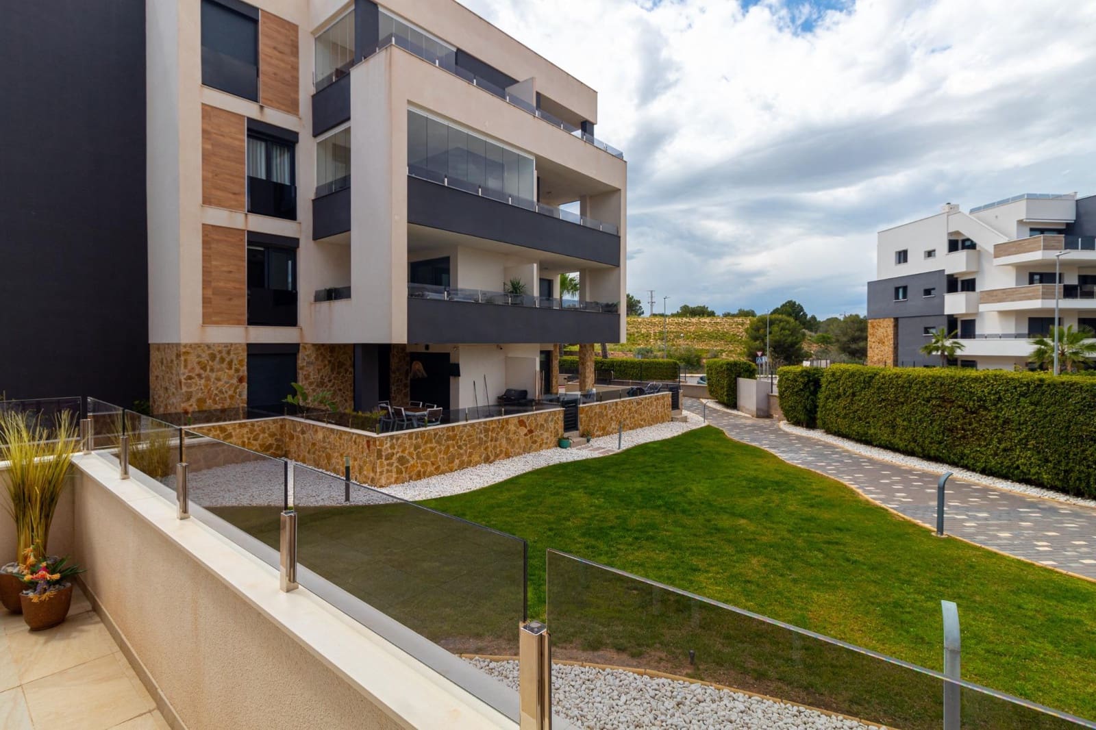 2 quarto Apartamento para venda em Villamartin com piscina garagem - 289 995 € (Ref: 9154295)