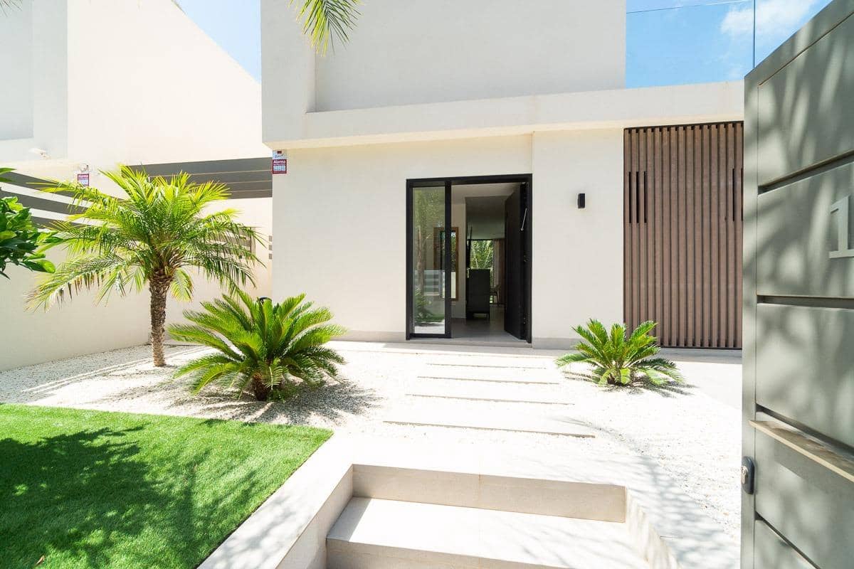 3 sovrum Villa till salu i Torrevieja med pool - 599 000 € (Ref: 9154296)