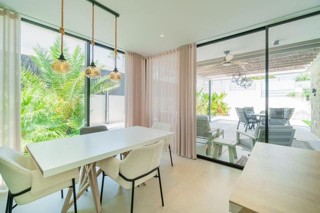 3 makuuhuone Huvila myytävänä paikassa Los Balcones - Los Altos, Torrevieja mukana uima-altaan - 599 000 € (Ref: 9154296)