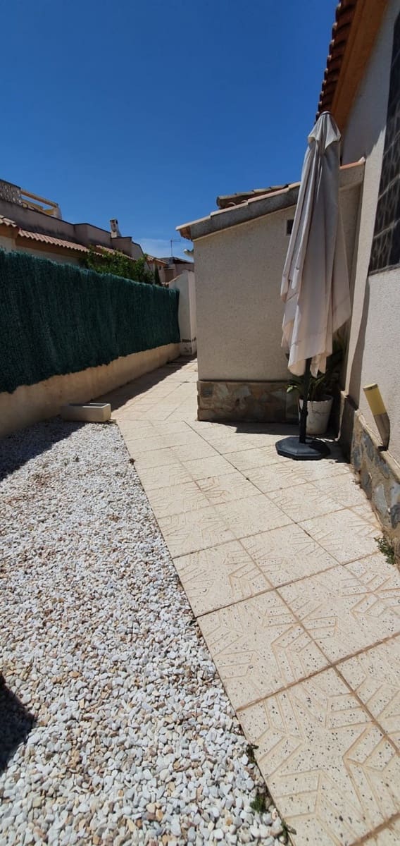 3 makuuhuone Huvila myytävänä paikassa La Mata mukana uima-altaan - 450 000 € (Ref: 9156127)