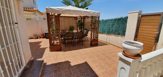 3 soveværelse Villa til salg i La Mata, Torrevieja med swimmingpool - € 450.000 (Ref: 9156127)