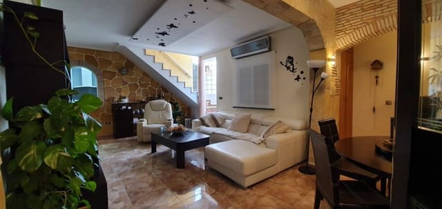 3 soveværelse Villa til salg i La Mata, Torrevieja med swimmingpool - € 450.000 (Ref: 9156127)