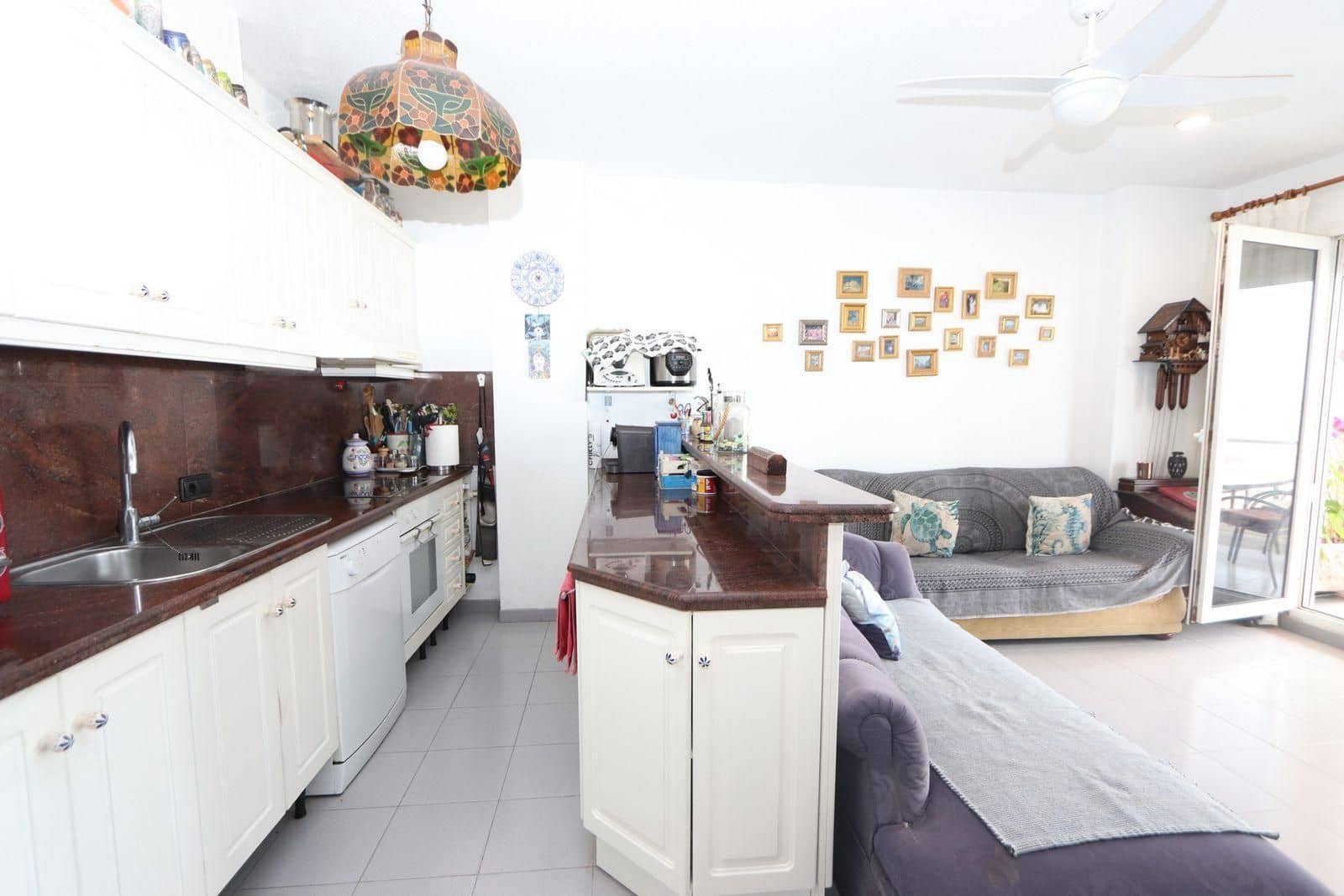 3 makuuhuone Huoneisto myytävänä paikassa Orihuela Costa mukana uima-altaan - 349 900 € (Ref: 9161205)