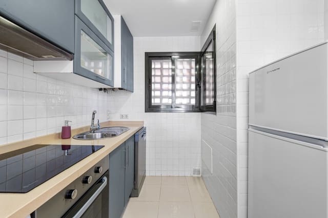 2 chambre Appartement à vendre à Roda, San Javier avec piscine garage - 199 900 € (Ref: 9163972)