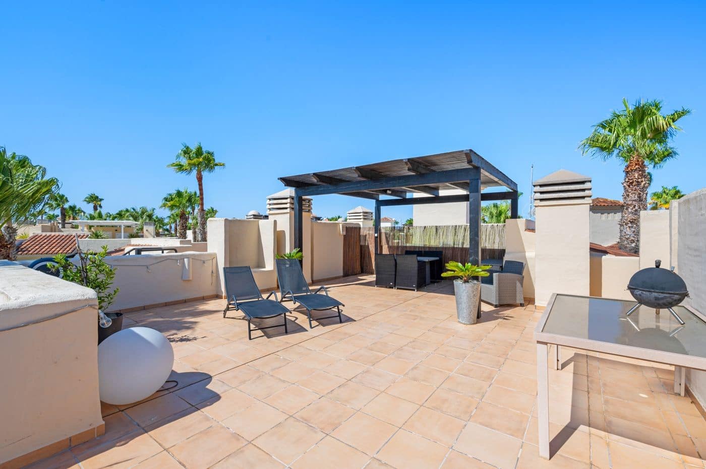 2 soveværelse Lejlighed til salg i Roda med swimmingpool garage - € 199.900 (Ref: 9163972)