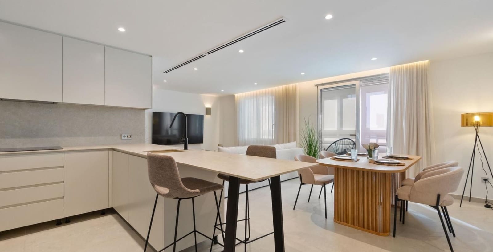 3 quarto Apartamento para venda em Torrevieja com garagem - 319 000 € (Ref: 9174888)