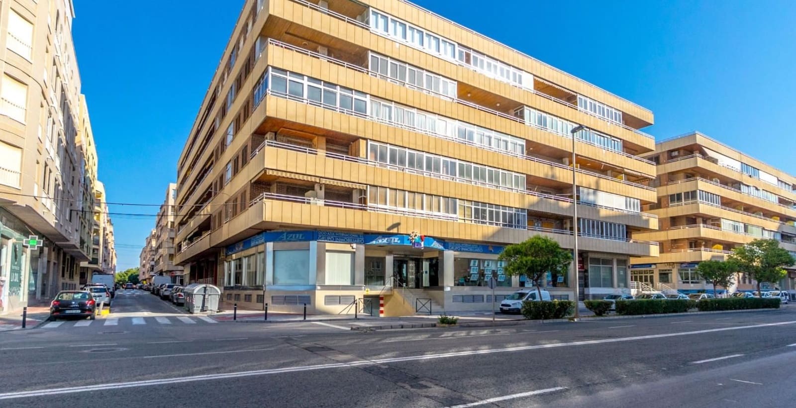 3 quarto Apartamento para venda em Torrevieja com garagem - 319 000 € (Ref: 9174888)