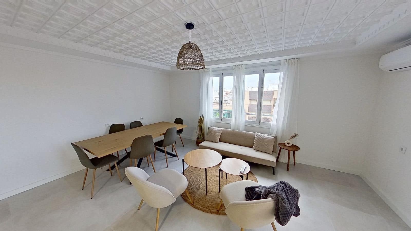 Apartamento de 3 habitaciones en Torrevieja en venta con piscina - 239.000 € (Ref: 9189668)