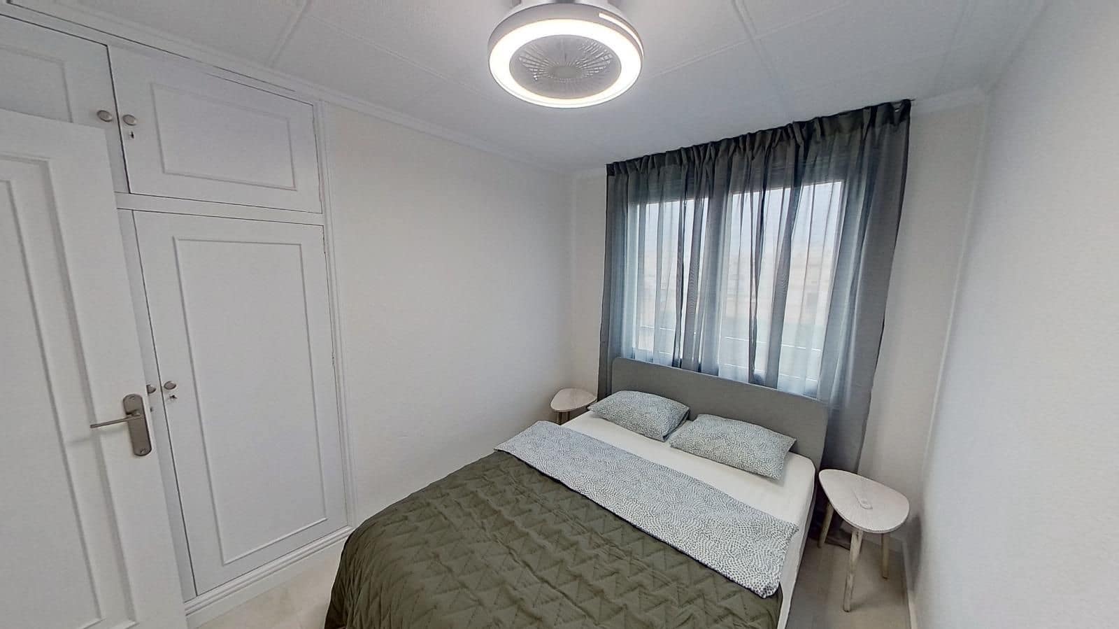 Apartamento de 3 habitaciones en Torrevieja en venta con piscina - 239.000 € (Ref: 9189668)