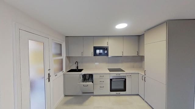 Apartamento de 3 habitaciones en Playa del Acequión, Torrevieja en venta con piscina - 239.000 € (Ref: 9189668)