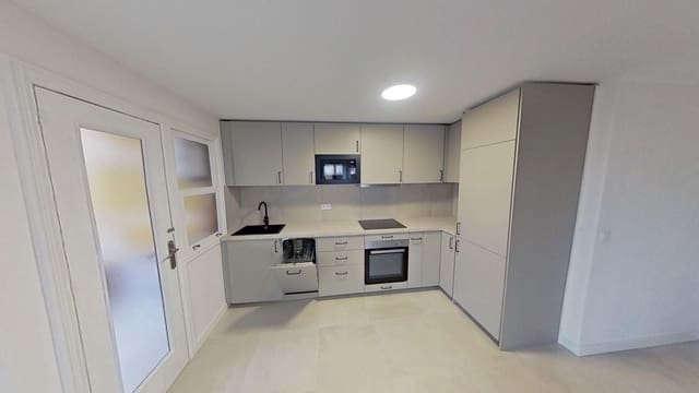 Apartamento de 3 habitaciones en Playa del Acequión, Torrevieja en venta con piscina - 239.000 € (Ref: 9189668)