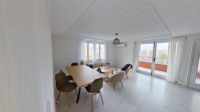 Apartamento de 3 habitaciones en Playa del Acequión, Torrevieja en venta con piscina - 239.000 € (Ref: 9189668)