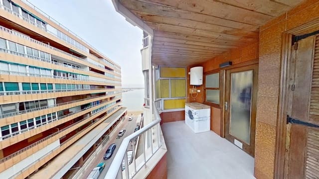 Apartamento de 3 habitaciones en Playa del Acequión, Torrevieja en venta con piscina - 239.000 € (Ref: 9189668)