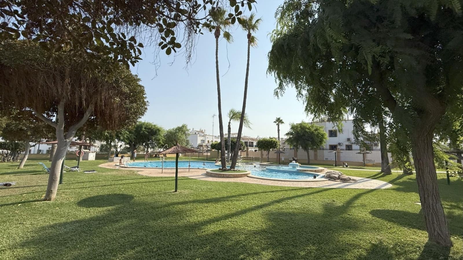 2 chambre Maison de Ville à vendre à Orihuela Costa avec piscine - 349 900 € (Ref: 9197921)