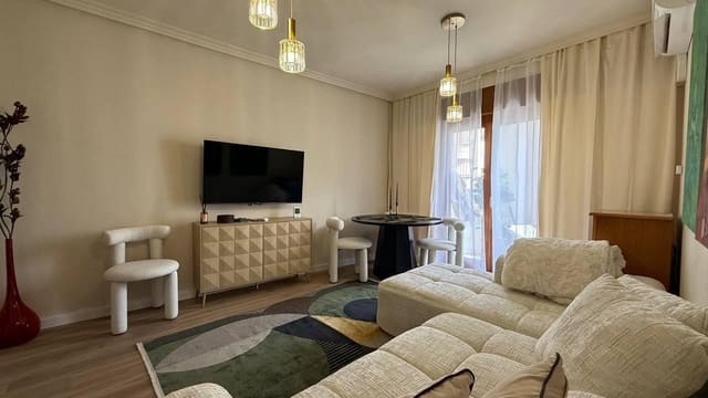 2 makuuhuone Huoneisto myytävänä paikassa Avenida Habaneras - Curva de Palangre, Torrevieja - 189 900 € (Ref: 9206674)