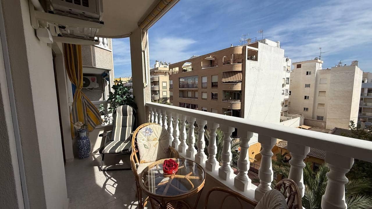 2 makuuhuone Huoneisto myytävänä paikassa Torrevieja - 189 900 € (Ref: 9206674)
