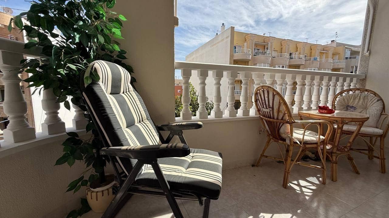 2 makuuhuone Huoneisto myytävänä paikassa Torrevieja - 189 900 € (Ref: 9206674)