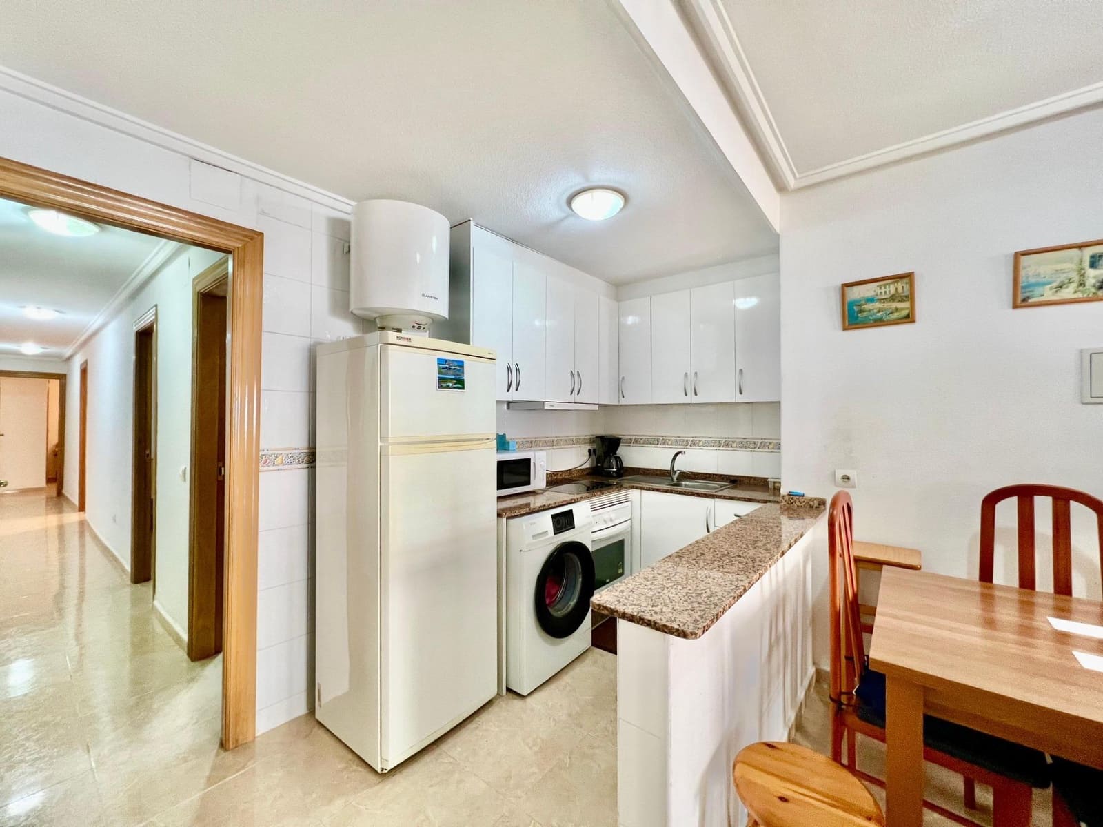 Apartamento de 3 habitaciones en Torrevieja en venta - 169.900 € (Ref: 9206678)