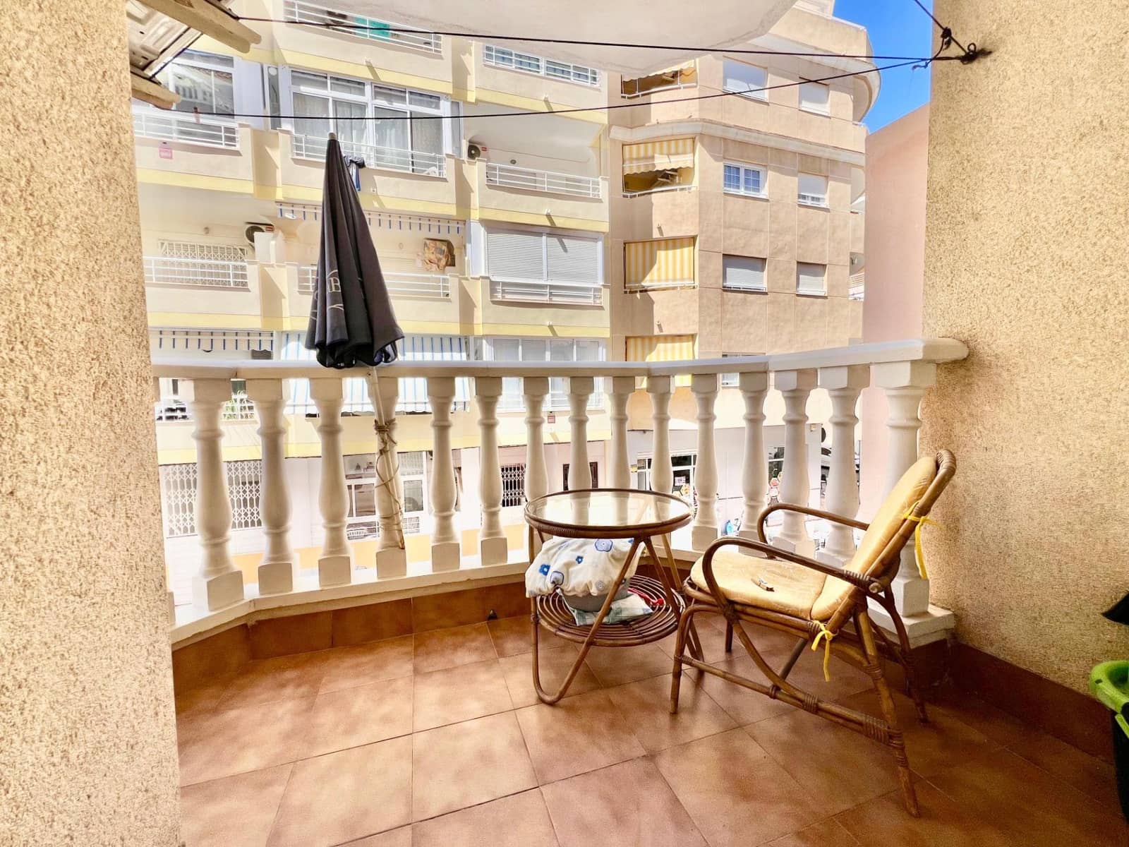 Apartamento de 3 habitaciones en Torrevieja en venta - 169.900 € (Ref: 9206678)