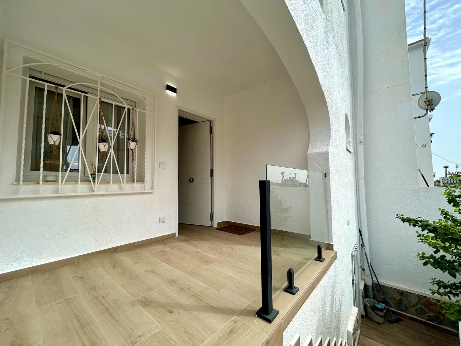 1 bedroom Apartment for sale in San Miguel de Salinas - € 93,500 (Ref: 9230969)