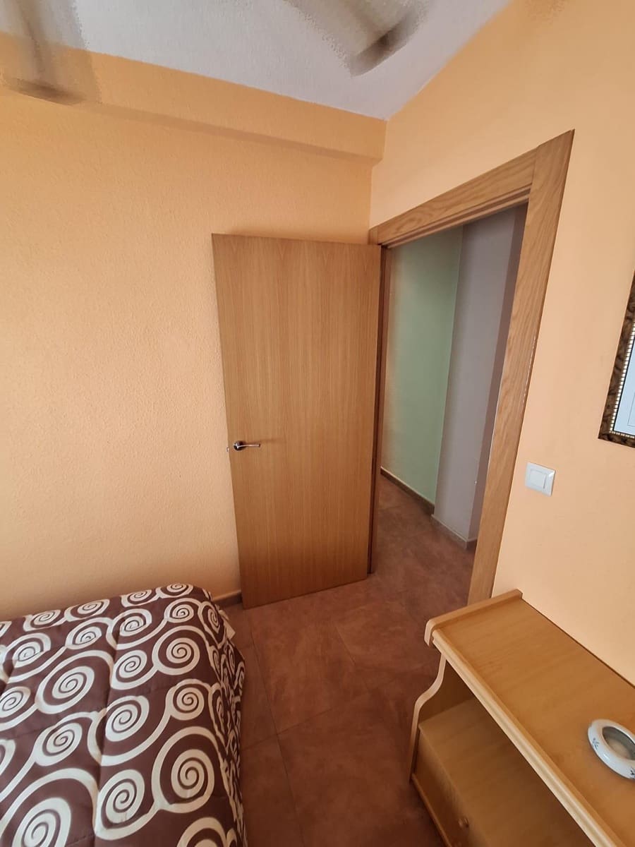 4 sypialnia Apartament na sprzedaż w Torrevieja - 290 000 € (Ref: 9247128)
