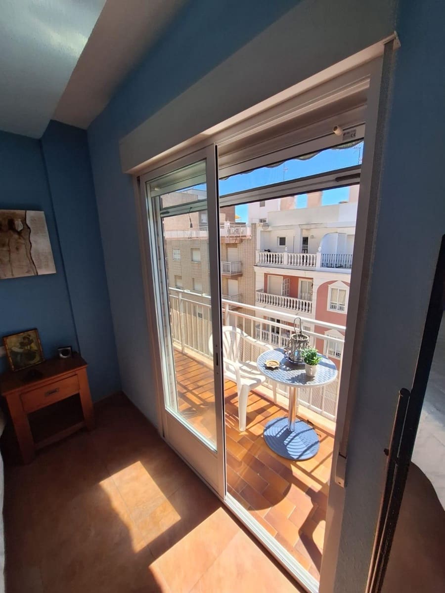 4 sypialnia Apartament na sprzedaż w Torrevieja - 290 000 € (Ref: 9247128)