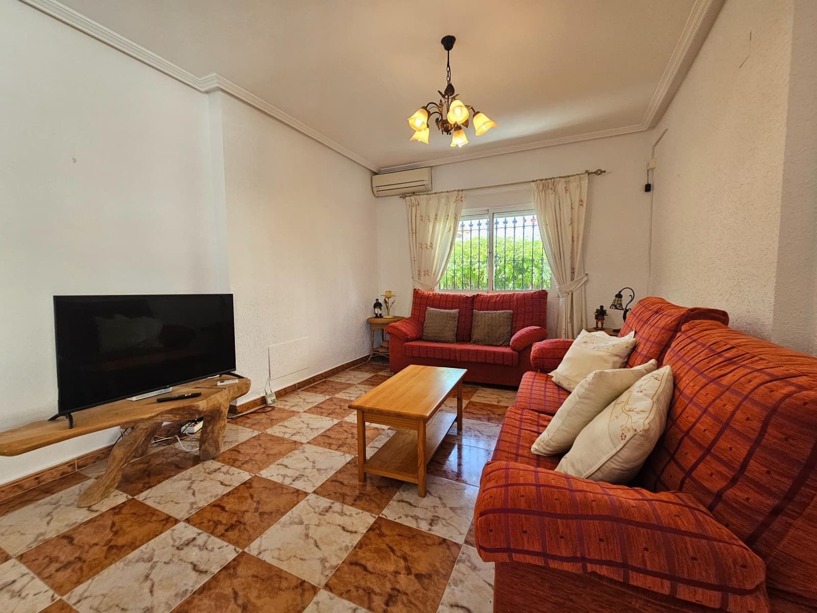 4 soverom Villa til salgs i Cabo Roig - € 355 000 (Ref: 9247130)