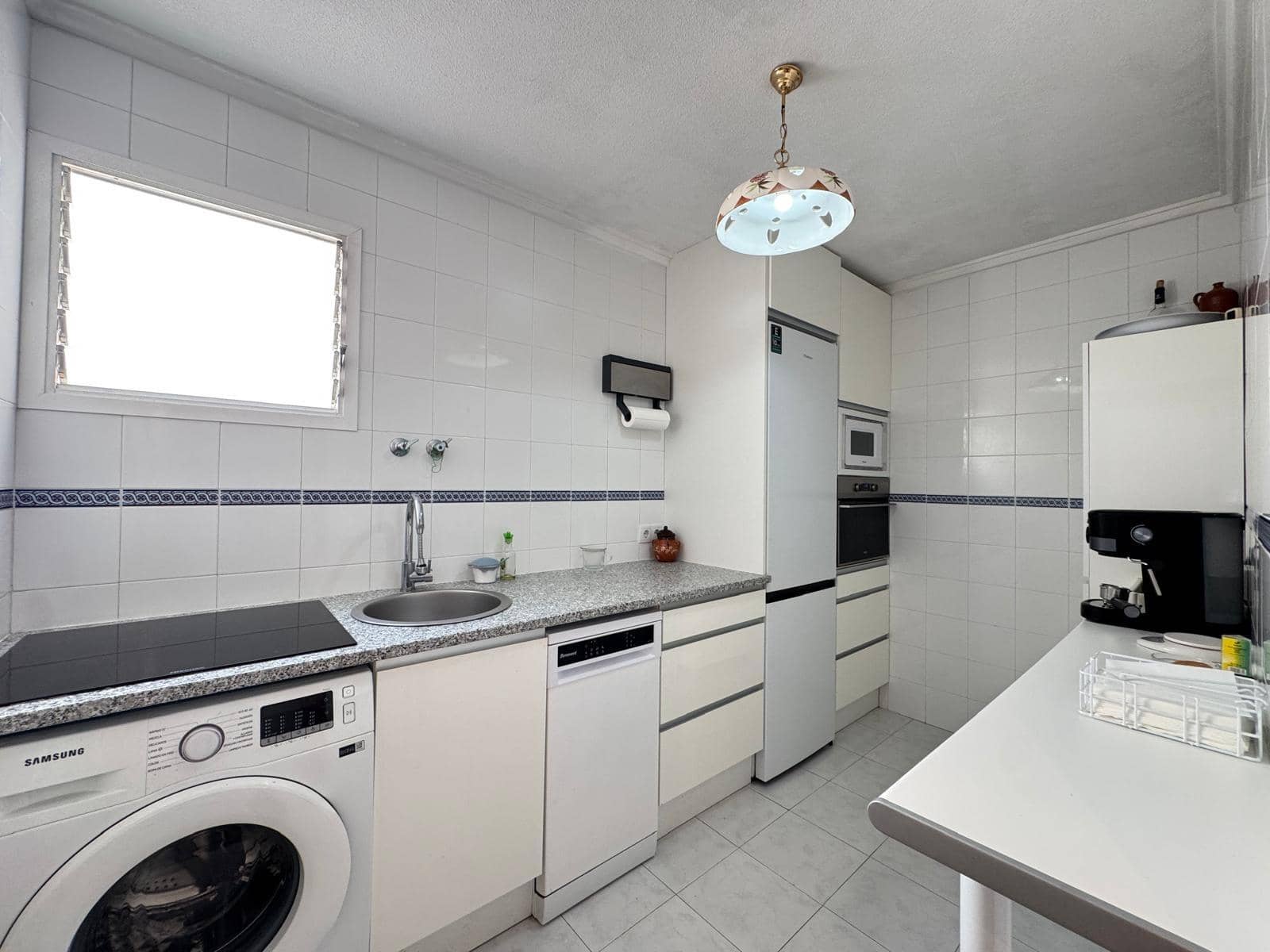 3 sypialnia Penthouse na sprzedaż w Torrevieja z garażem - 210 000 € (Ref: 9248289)