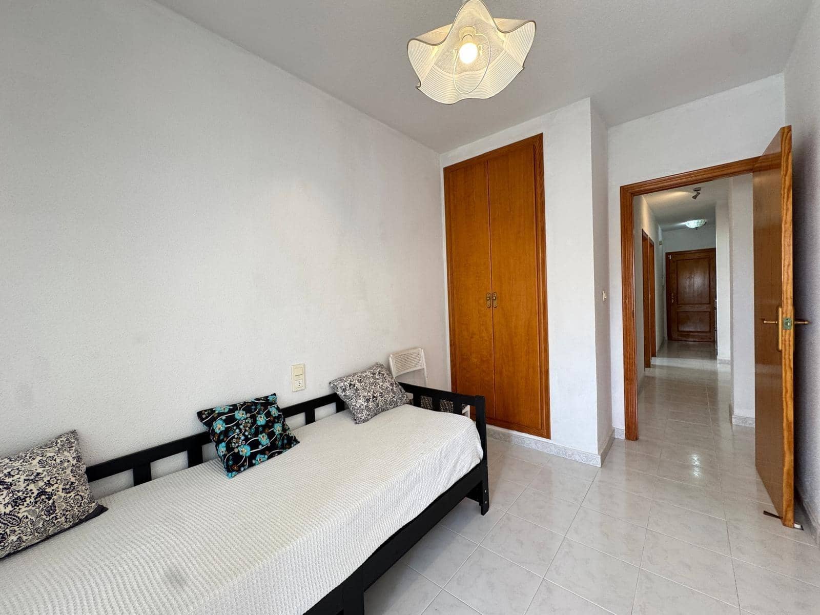 3 sypialnia Penthouse na sprzedaż w Torrevieja z garażem - 210 000 € (Ref: 9248289)