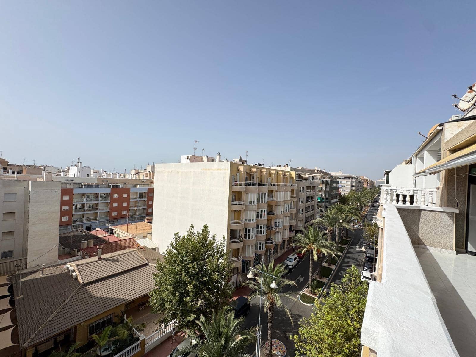 3 sypialnia Penthouse na sprzedaż w Torrevieja z garażem - 210 000 € (Ref: 9248289)