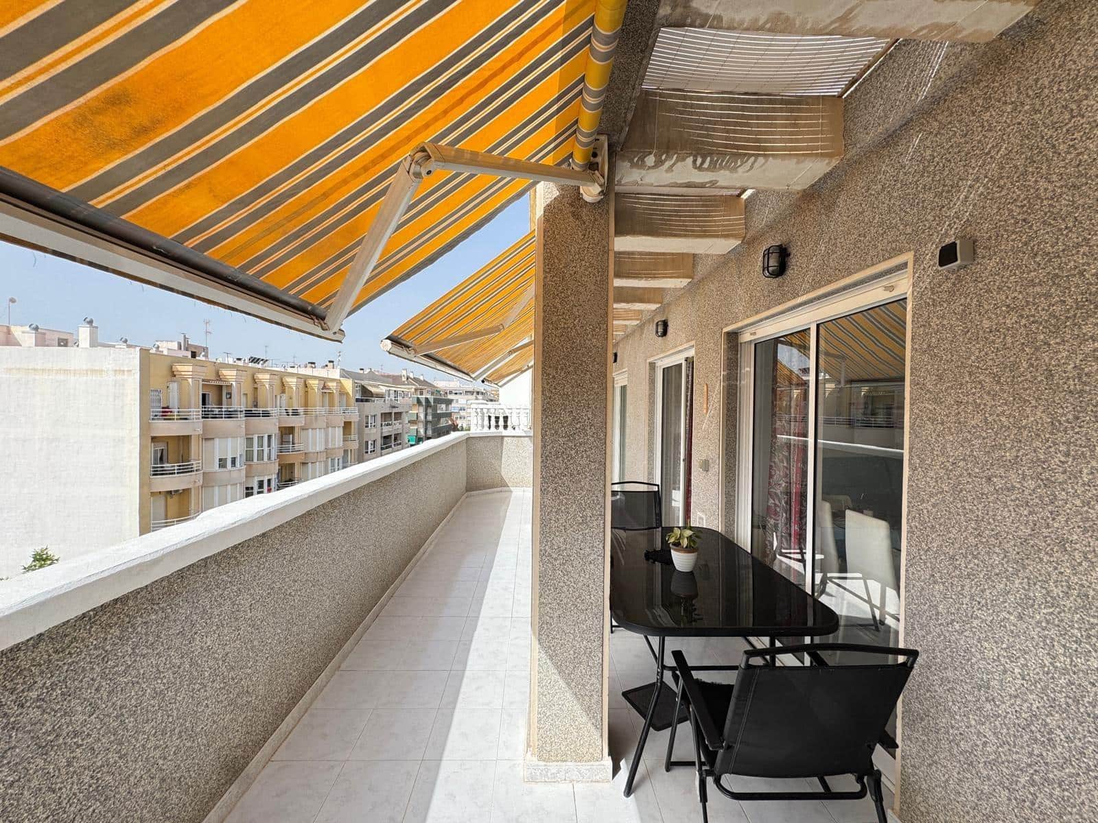 3 sypialnia Penthouse na sprzedaż w Torrevieja z garażem - 210 000 € (Ref: 9248289)